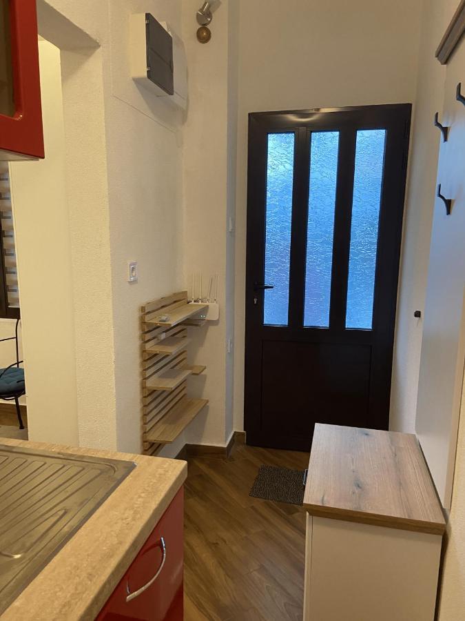 El Sol Apartmani Bar Exteriör bild